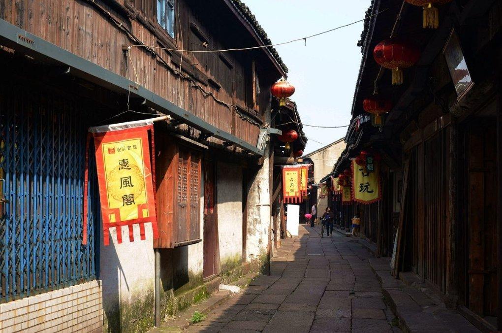 沙特阿拉伯公主泛滥,但为何将本国最高贵的公主处以“石刑”